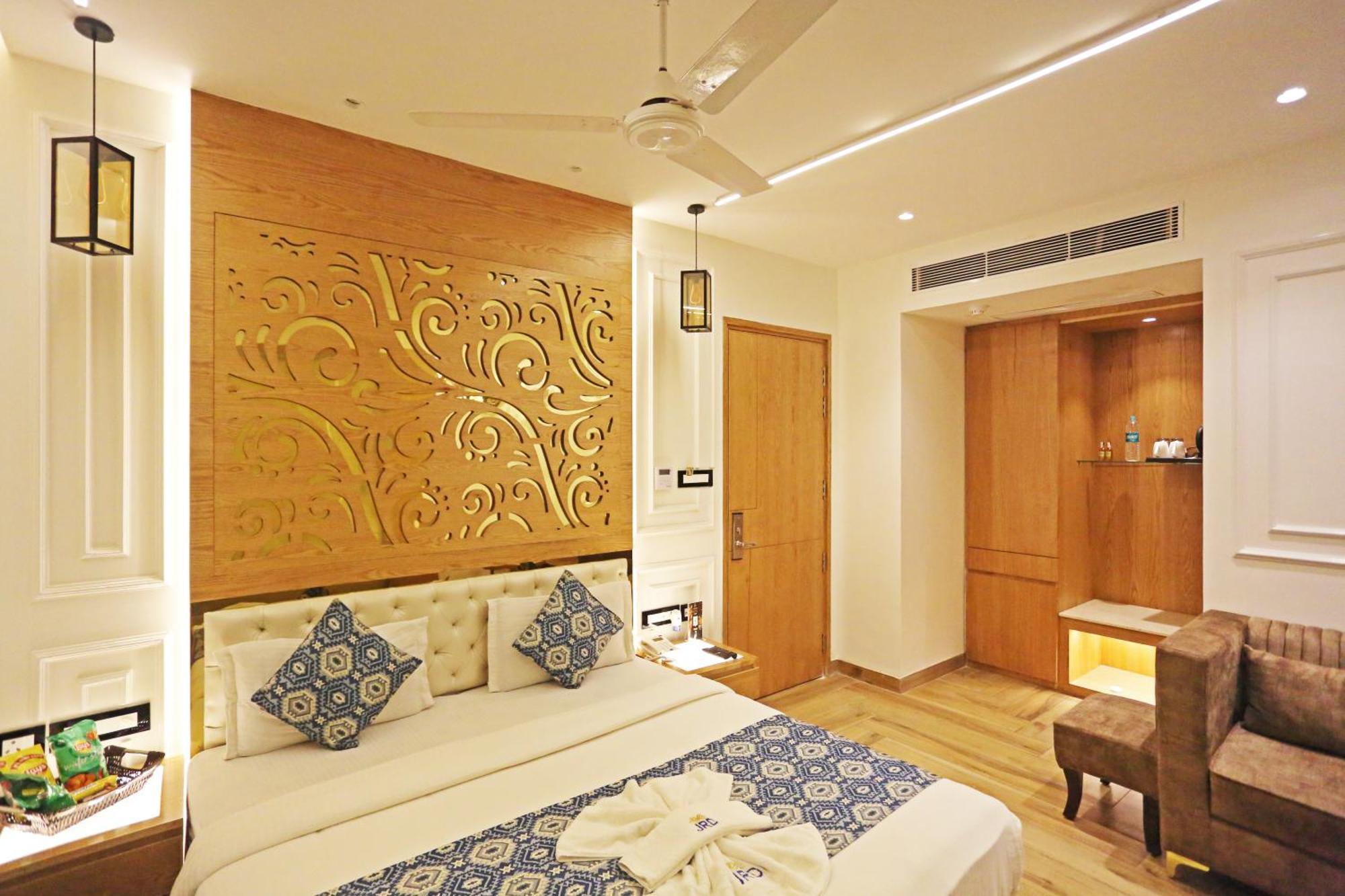 เดอะเจอาร์ดีลักชัวรีบูติกโฮเต็ล Hotel นิวเดลี ภายนอก รูปภาพ